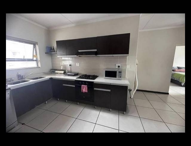 2 BEDROOM PROPERTY TO RENT IN FOURWAYS